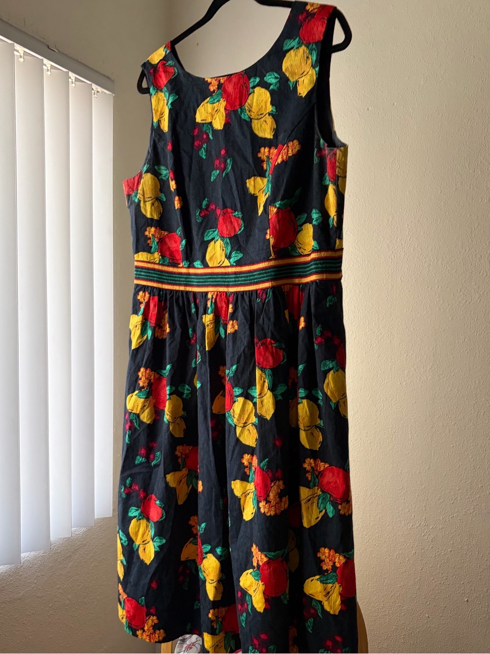 Eva Mendes fruit  Sleeveless Casual Navy Dress with Yellow & Red Blooms